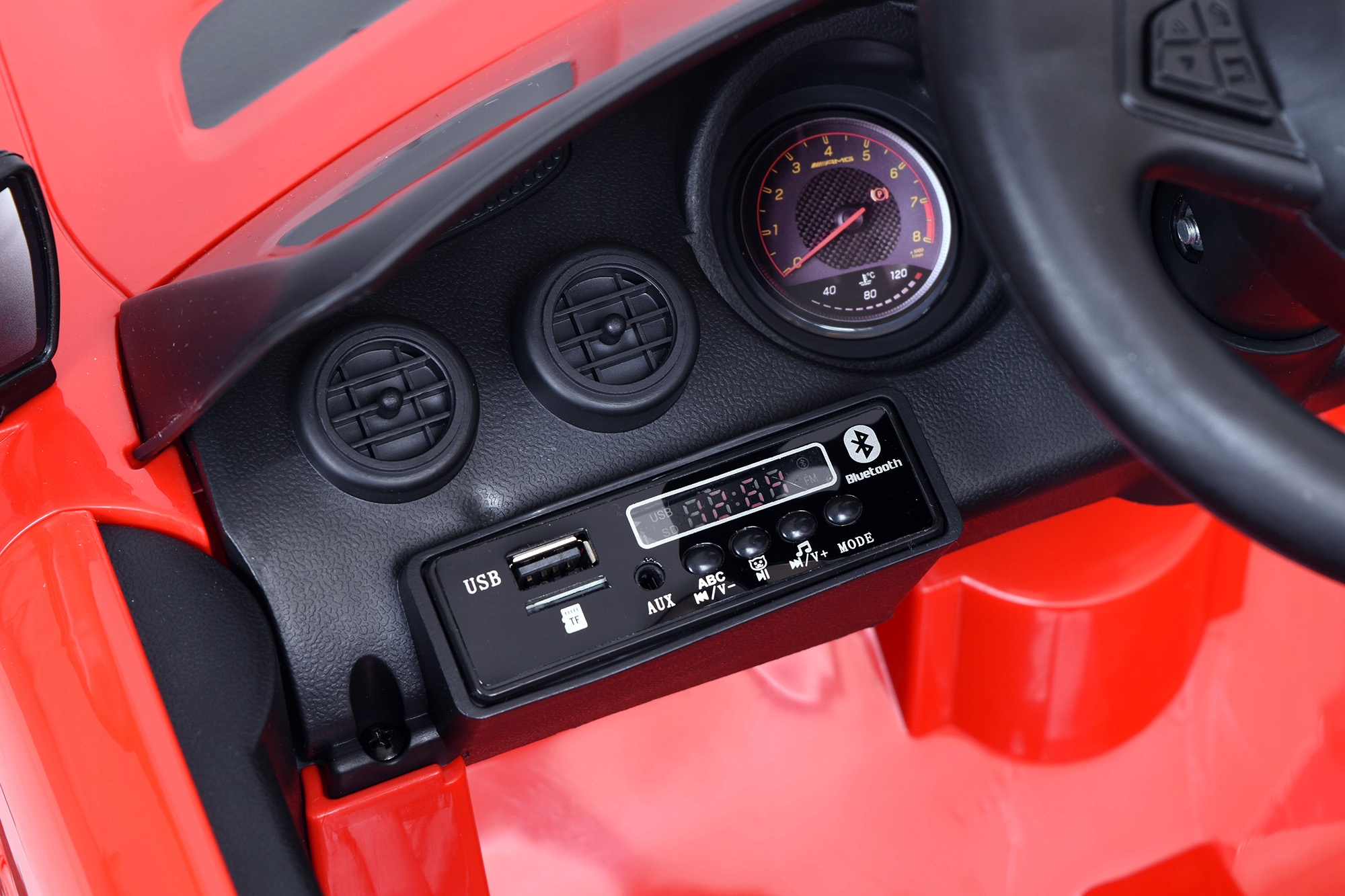 Samochodzik MERCEDES AMG GTR czerwony
